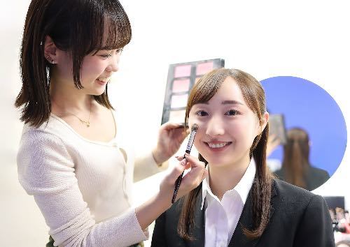 就活ヘアメイク